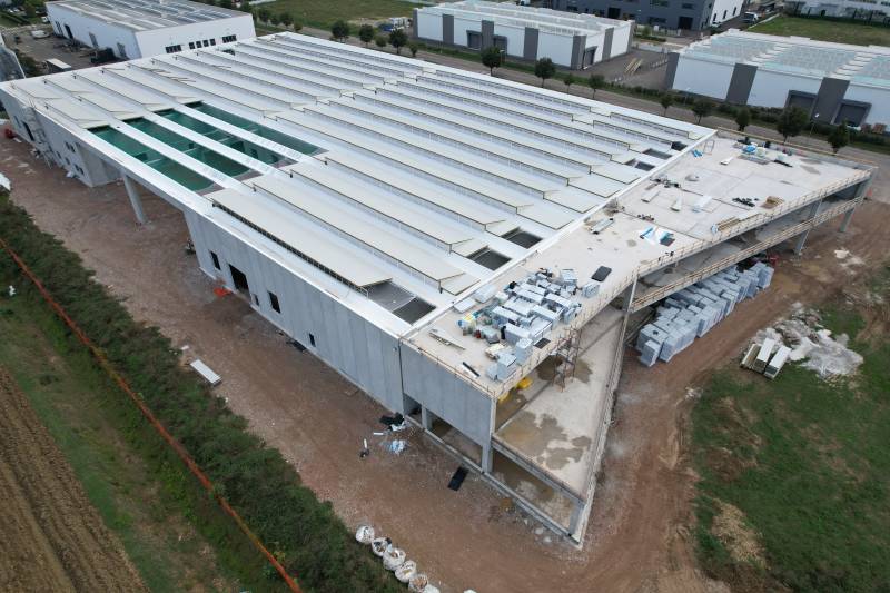 Nuovo capannone e palazzina uffici 